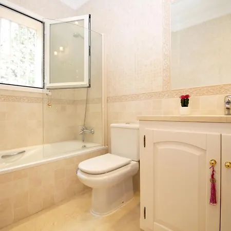 Вилла East Luxury Family Rosa