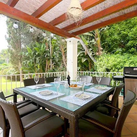 East Luxury Family Rosa *