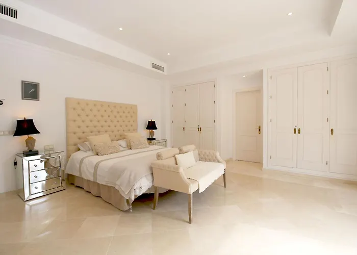 Вілла East Luxury Family Rosa Естепона